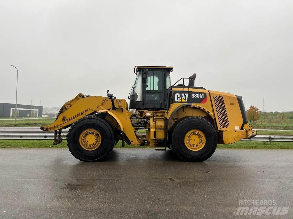 CAT 980M Kolesové nakladače