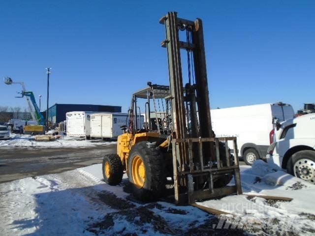 JCB 940 Terénne vysokozdvižné vozíky