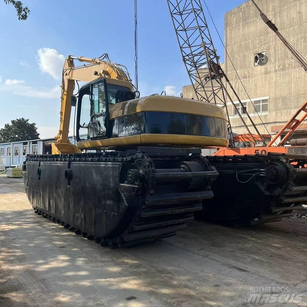 CAT 320 C Obojživelná rýpadlá