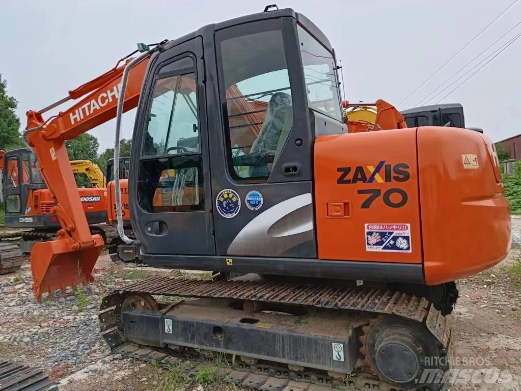 Hitachi ZX70 Mini rýpadlá < 7t