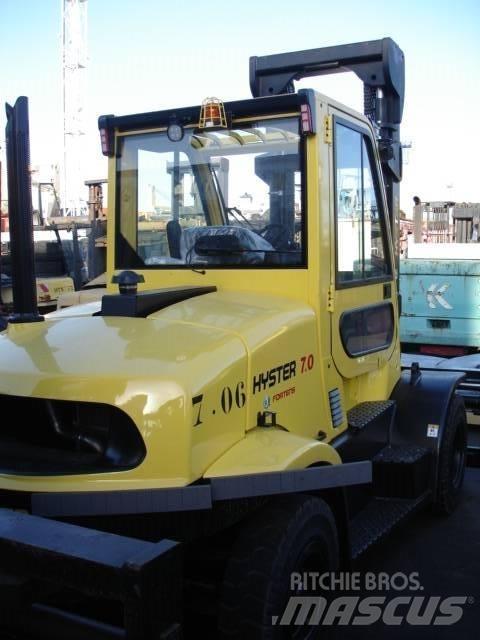 Hyster H 7.0 FT Prístavné nakladače