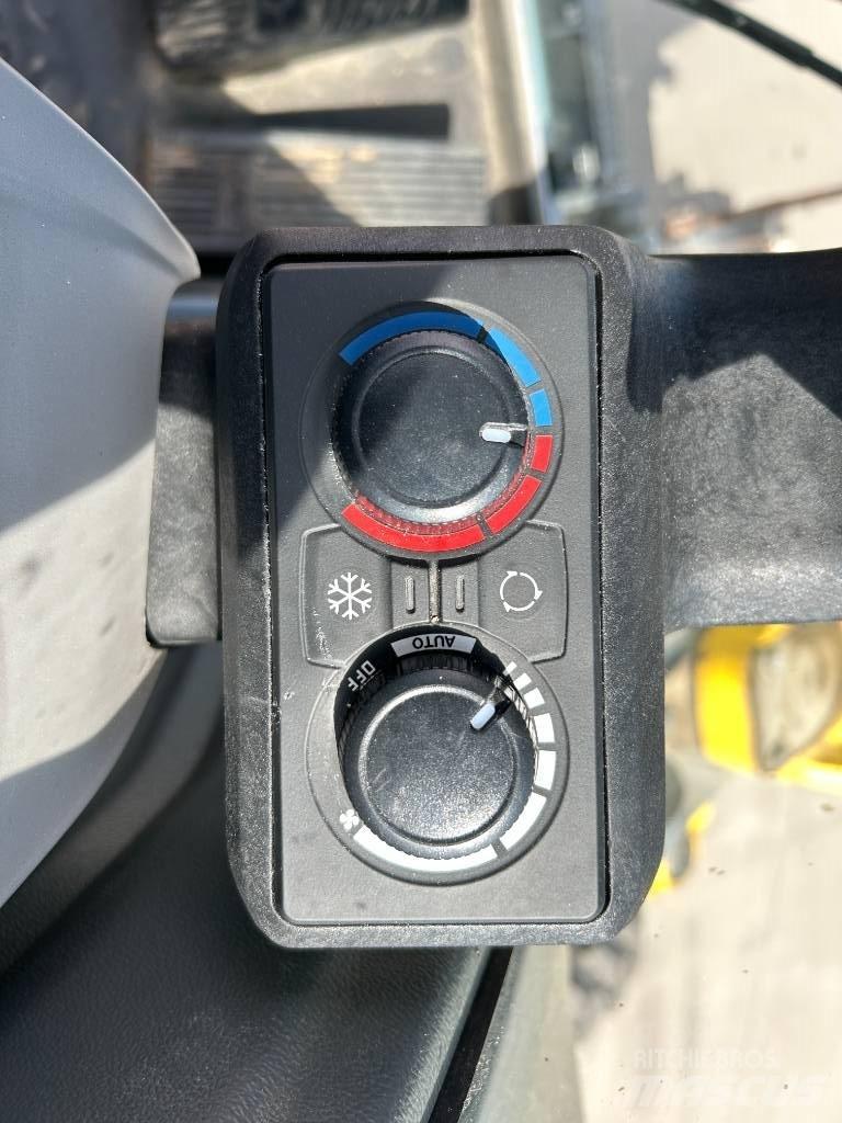 Wacker Neuson EW 100 Kolesové rýpadlá
