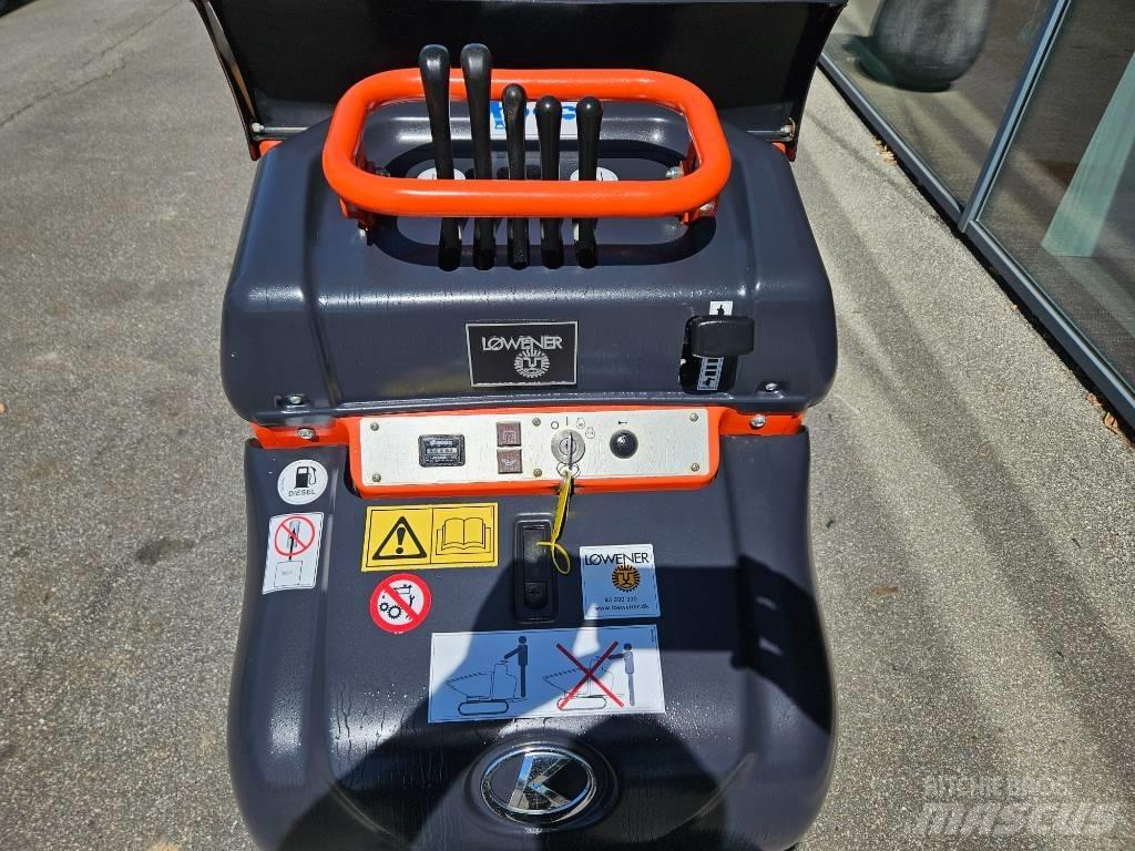 Kubota KC 70 Stavebné sklápače