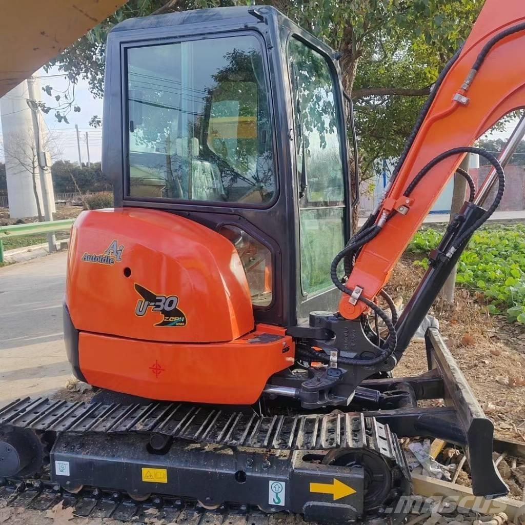 Kubota U 30 Mini rýpadlá < 7t