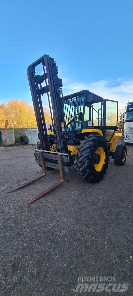 JCB 926 Terénne vysokozdvižné vozíky