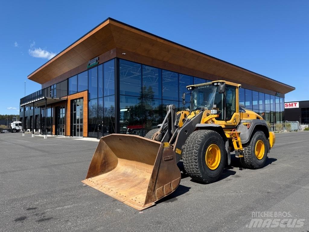 Volvo L120H Kolesové nakladače