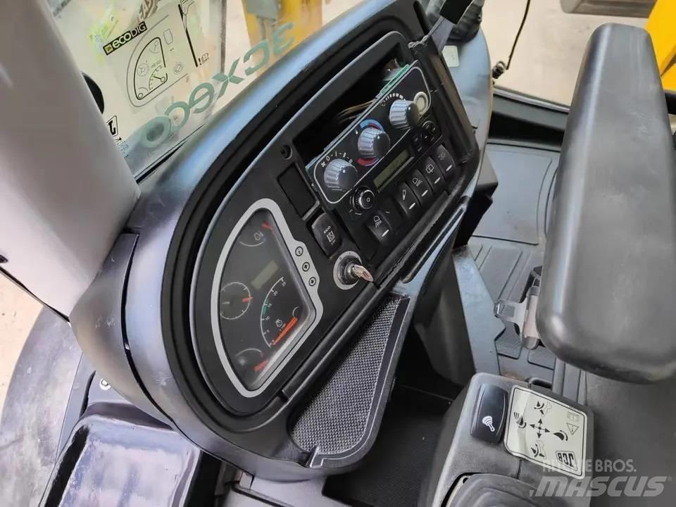 JCB 3CX Rýpadlo-nakladače
