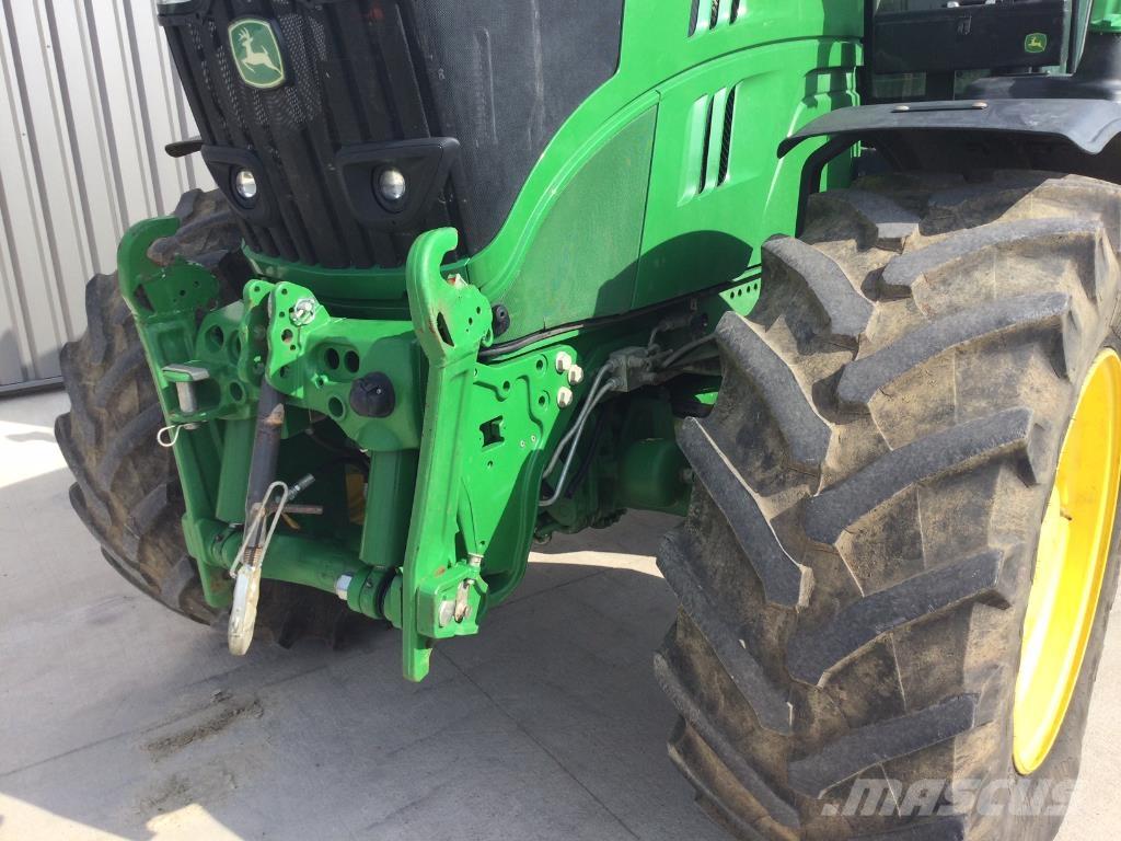 John Deere 6175M Traktory