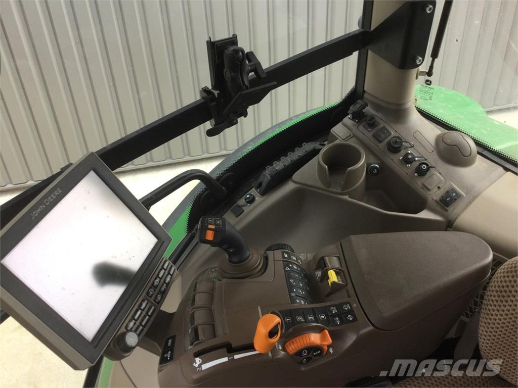 John Deere 6R155 Traktory