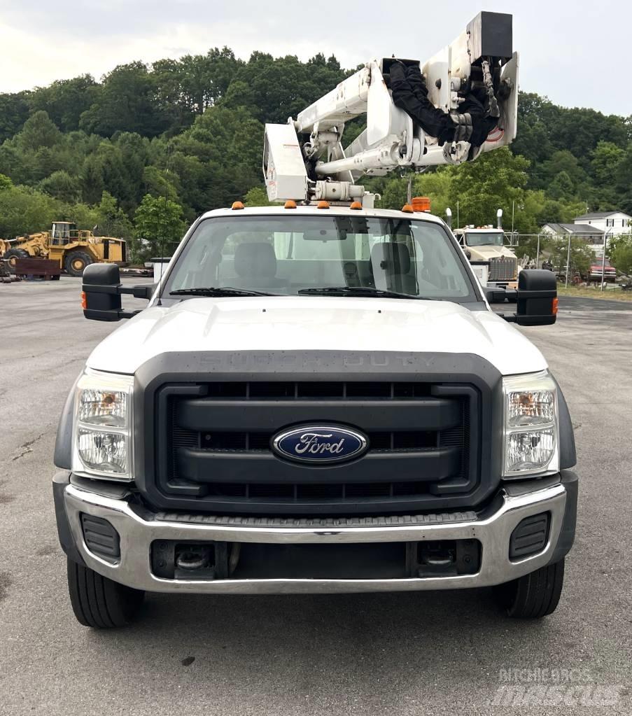 Ford F 550 Autoplošiny