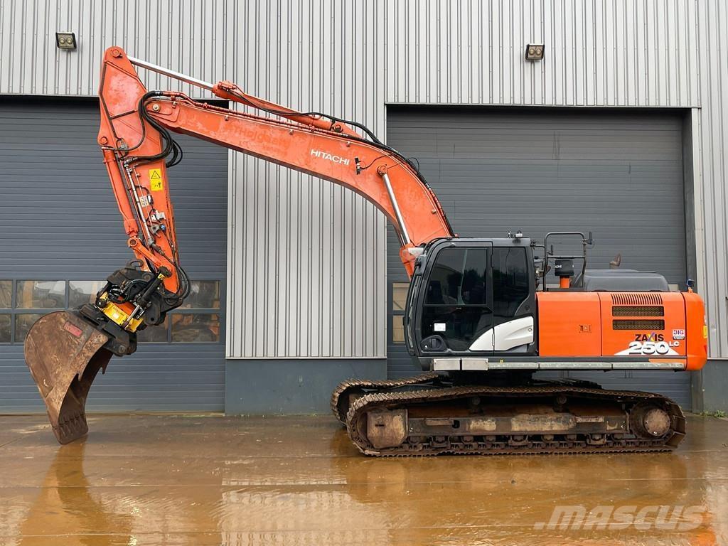 Hitachi ZX250LC-6 Pásové rýpadlá