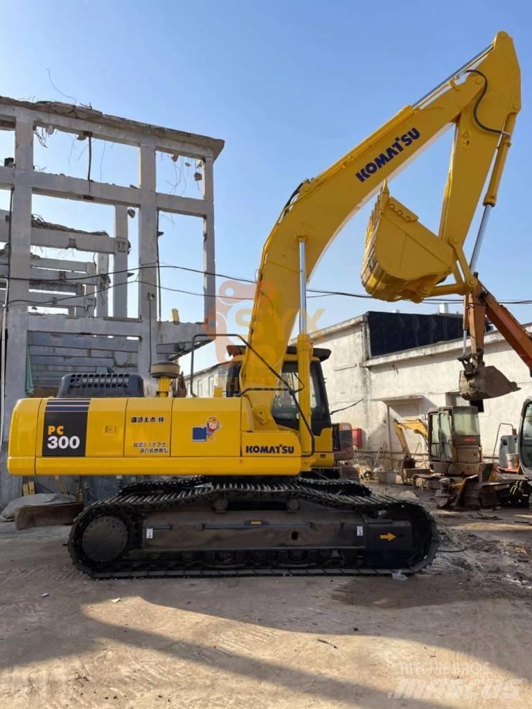 Komatsu PC 300 Pásové rýpadlá