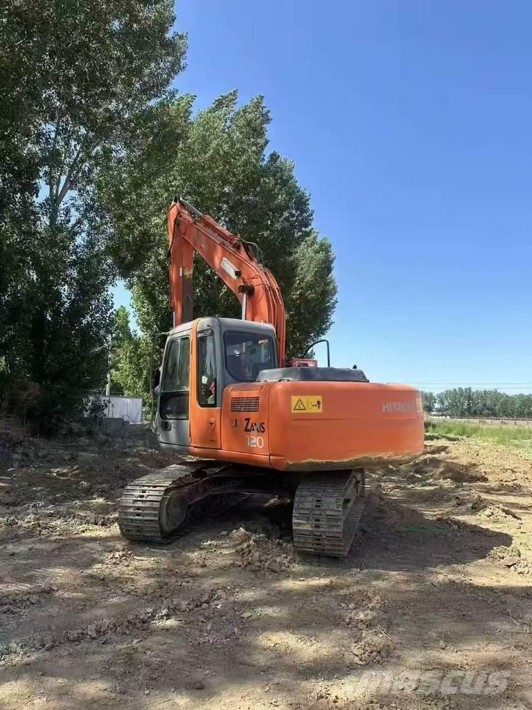 Hitachi ZX 120 LC Midi rýpadlá 7 t - 12 t