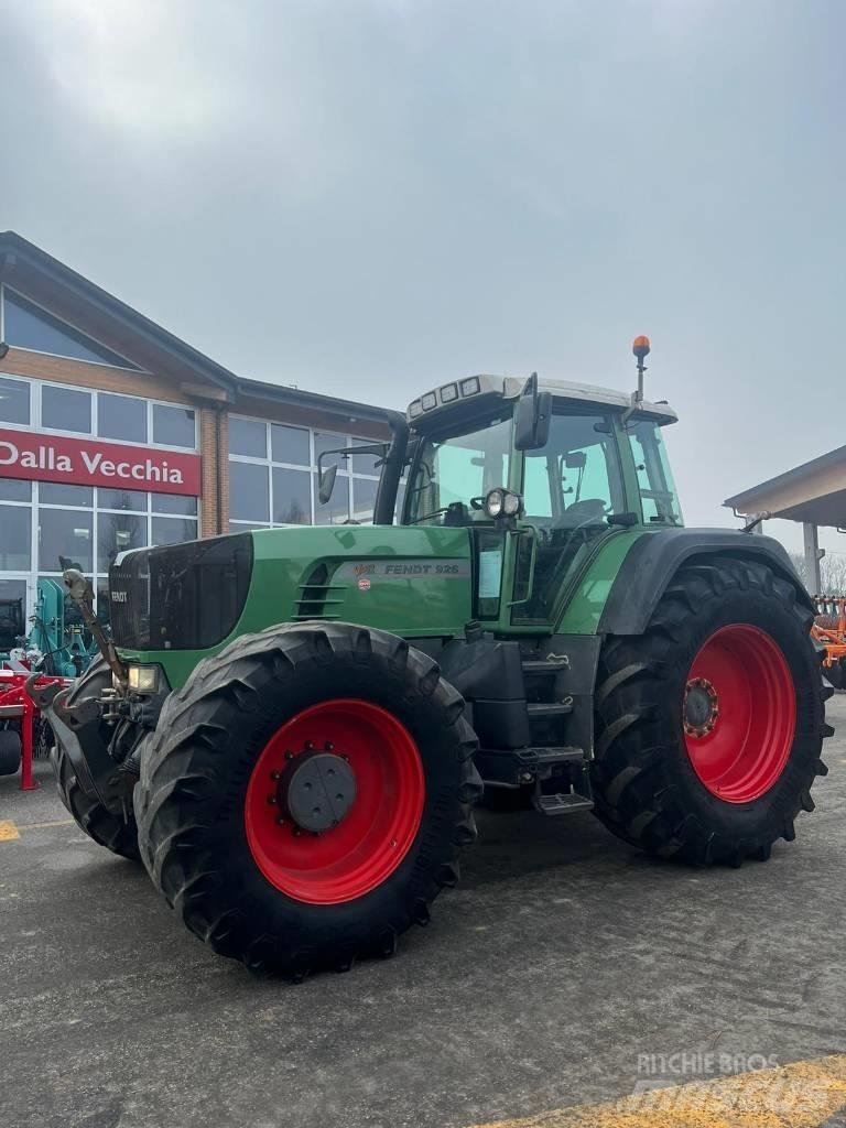Fendt 926 Vario TMS Traktory