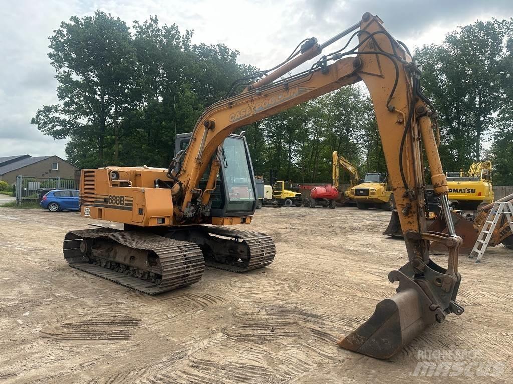 CASE 688 B 16 ton Pásové rýpadlá