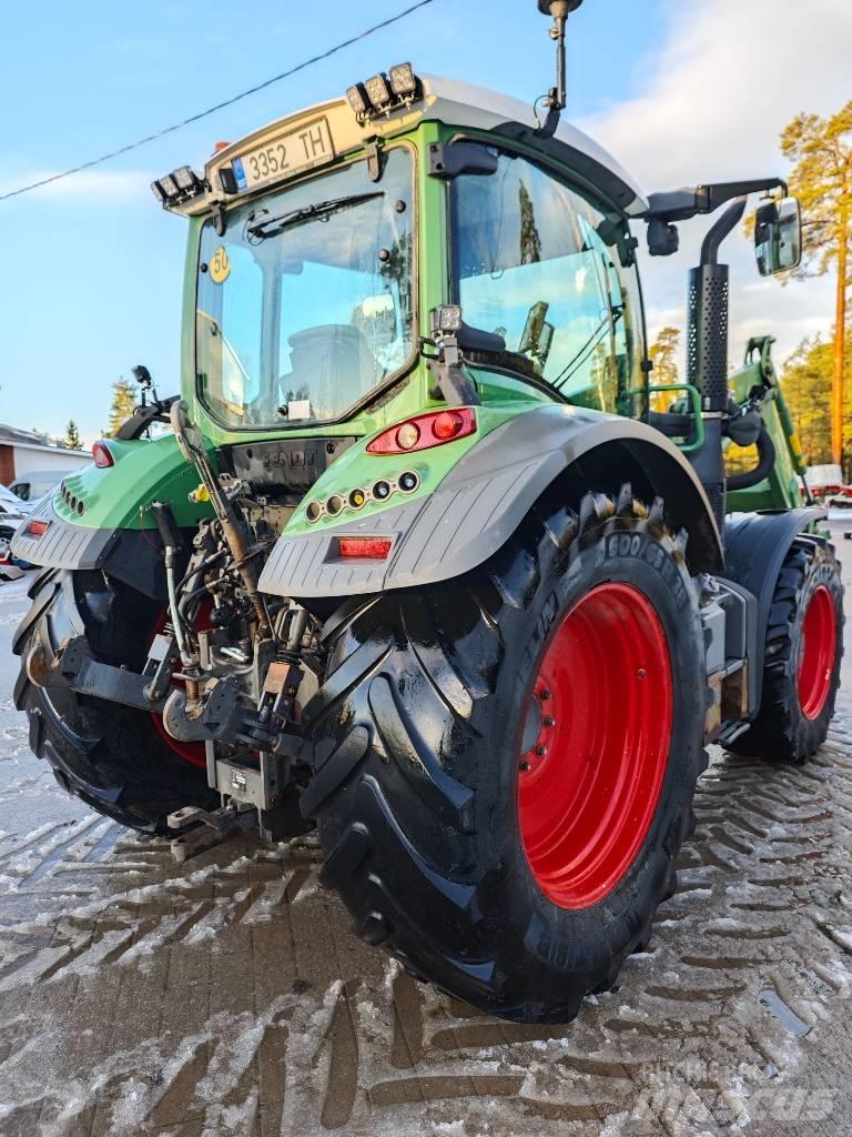Fendt 516 Profi Traktory