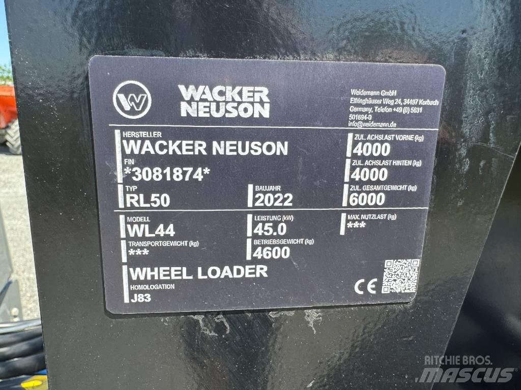 Wacker Neuson WL44 Kolesové nakladače