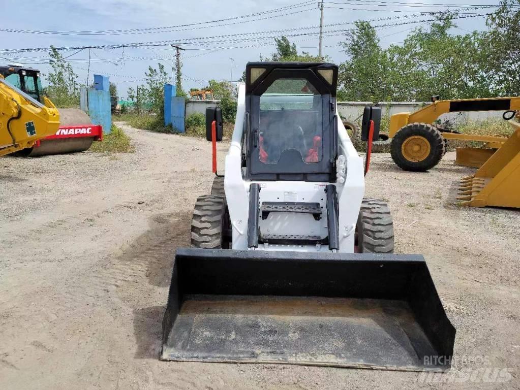 Bobcat S 18 Šmykom riadené nakladače