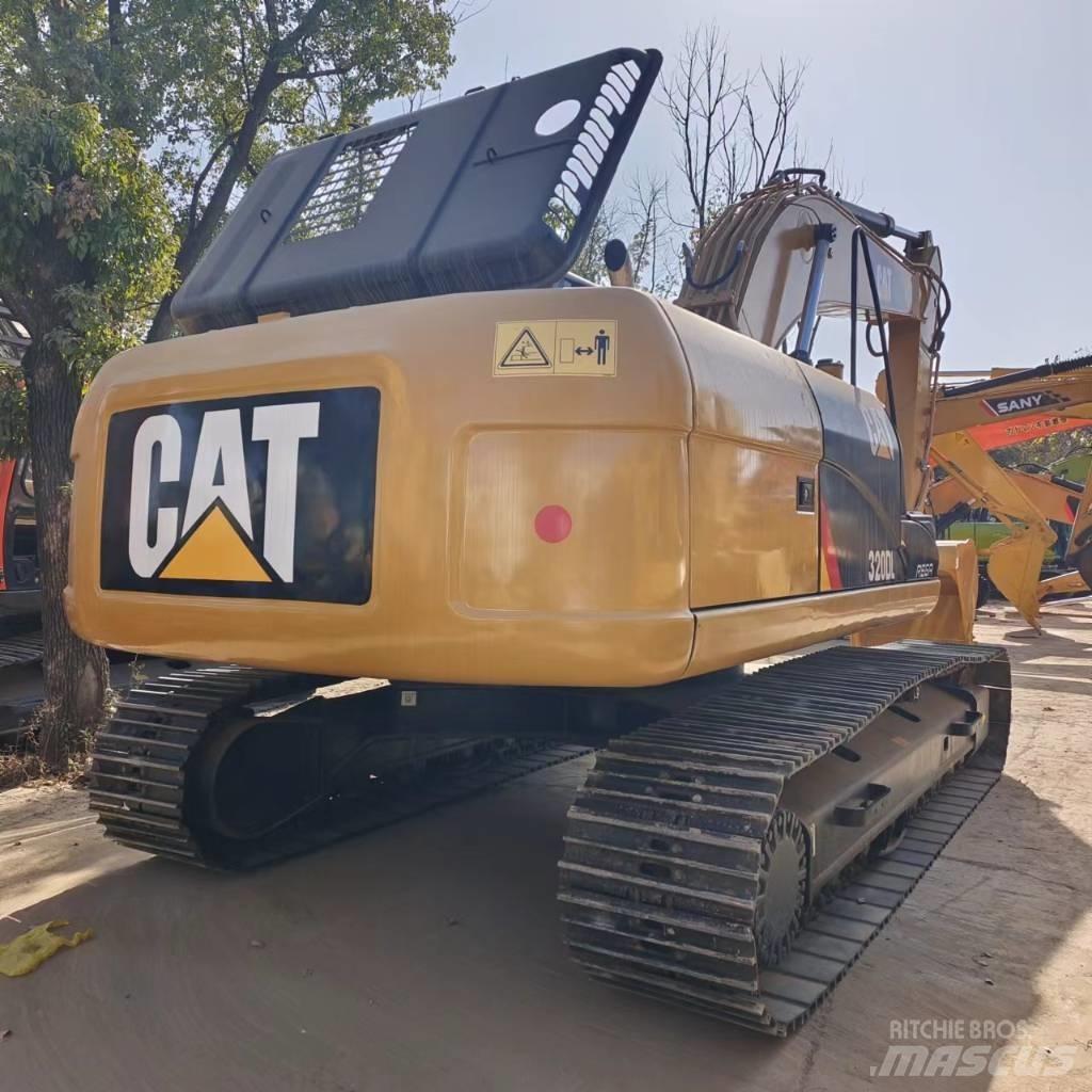 CAT 320 D Pásové rýpadlá