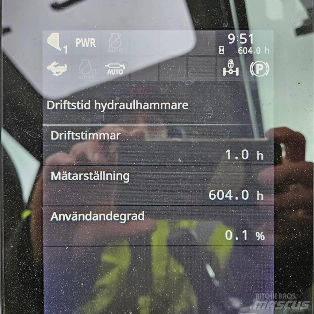 Hitachi ZX 135W Kolesové rýpadlá