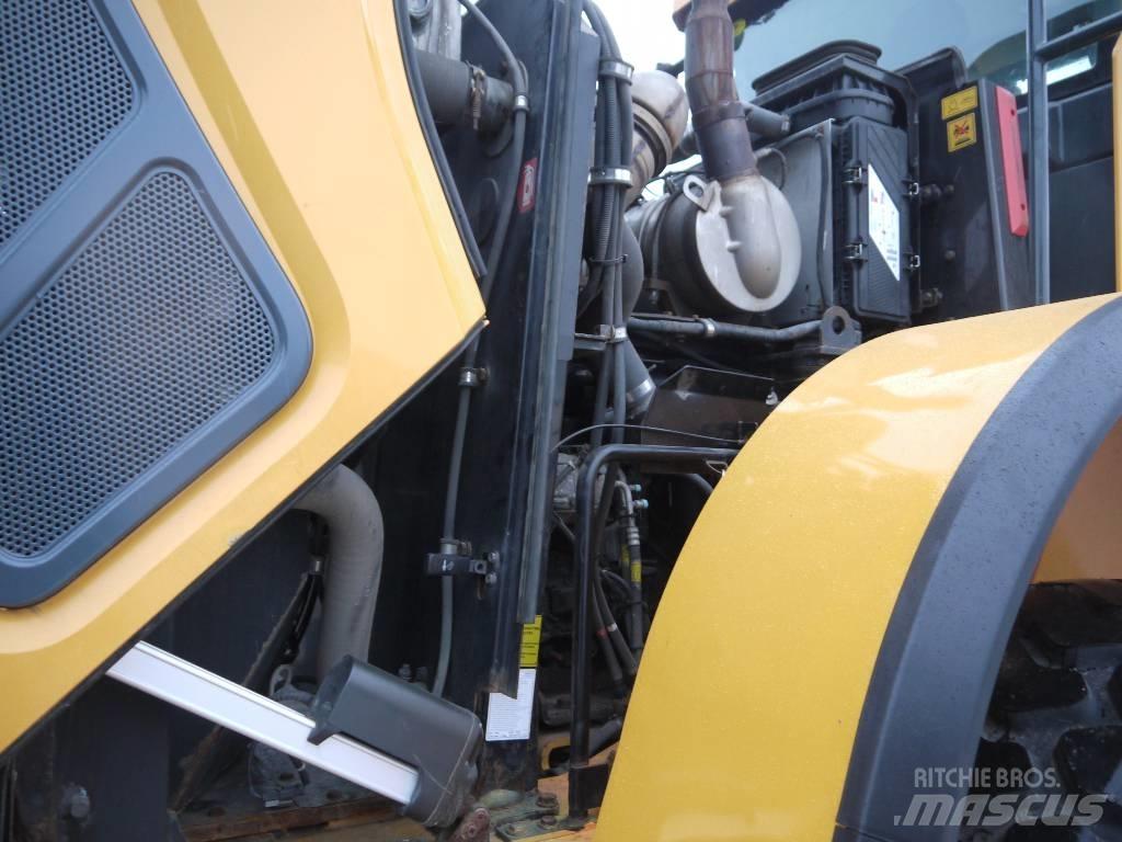 Hyundai HL 955 Kolesové nakladače
