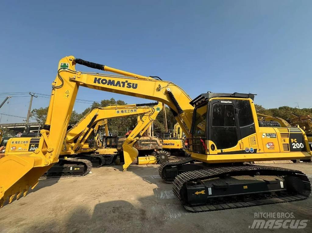 Komatsu PC 200 Pásové rýpadlá