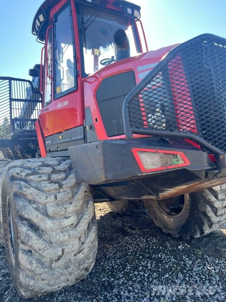 Komatsu 895 Lesné traktory