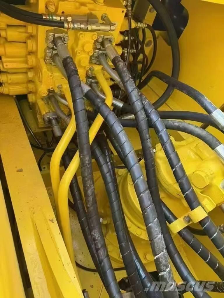 Komatsu PC 240 Pásové rýpadlá