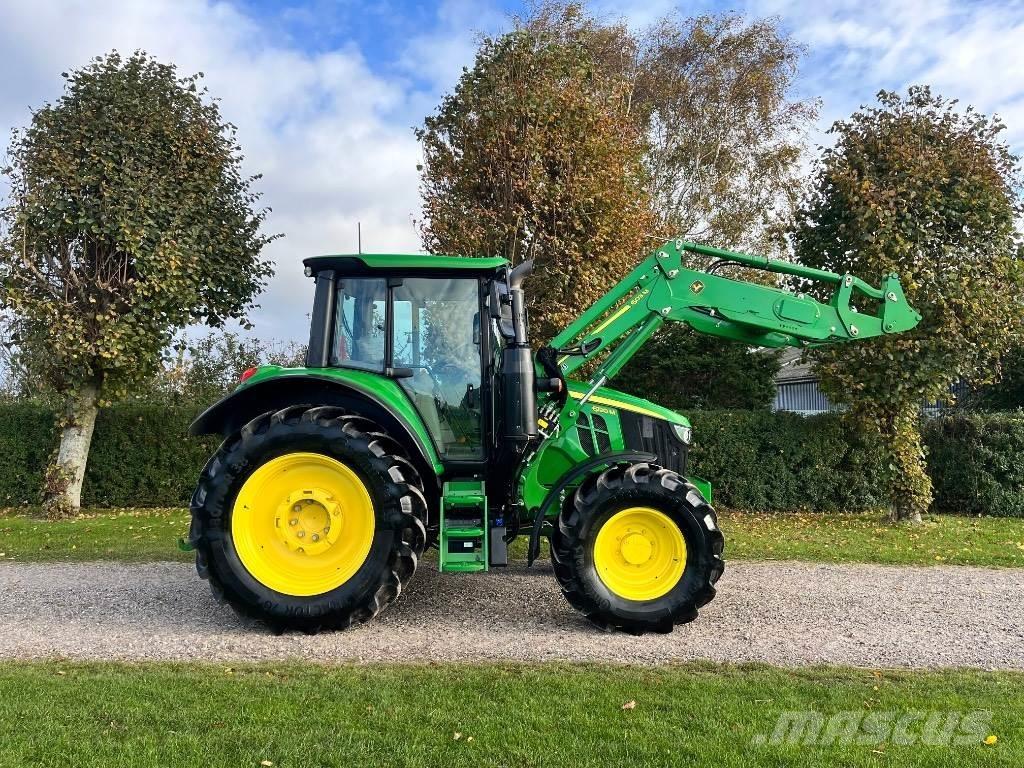 John Deere 6120 M Traktory