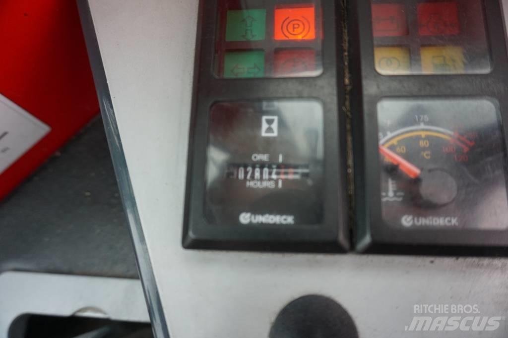 Combilift C4000 4 cestné vysokozdvižné vozíky