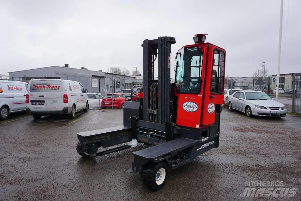 Combilift C4000 4 cestné vysokozdvižné vozíky