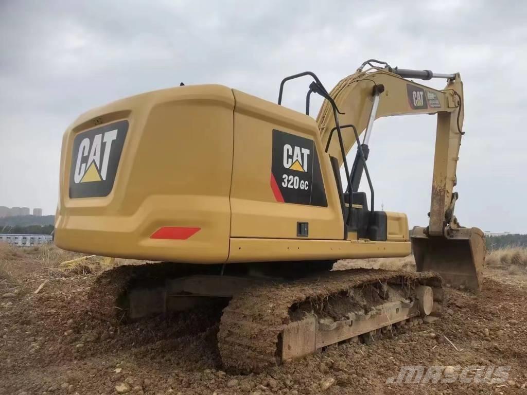 CAT 320 GC Pásové rýpadlá