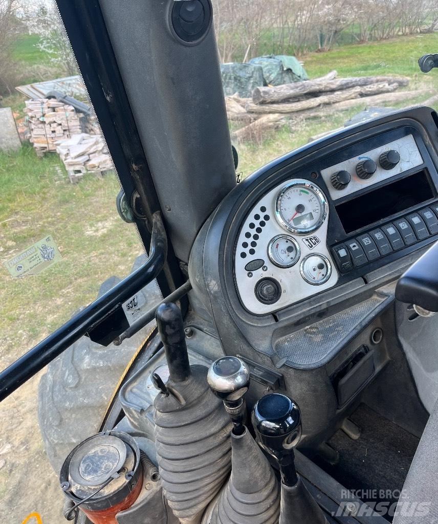 JCB 4 CX Rýpadlo-nakladače