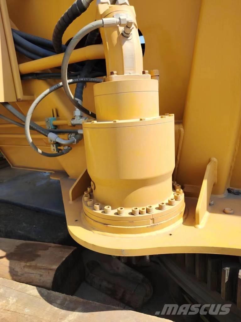 Sany STC800E5 Univerzálne terénne žeriavy