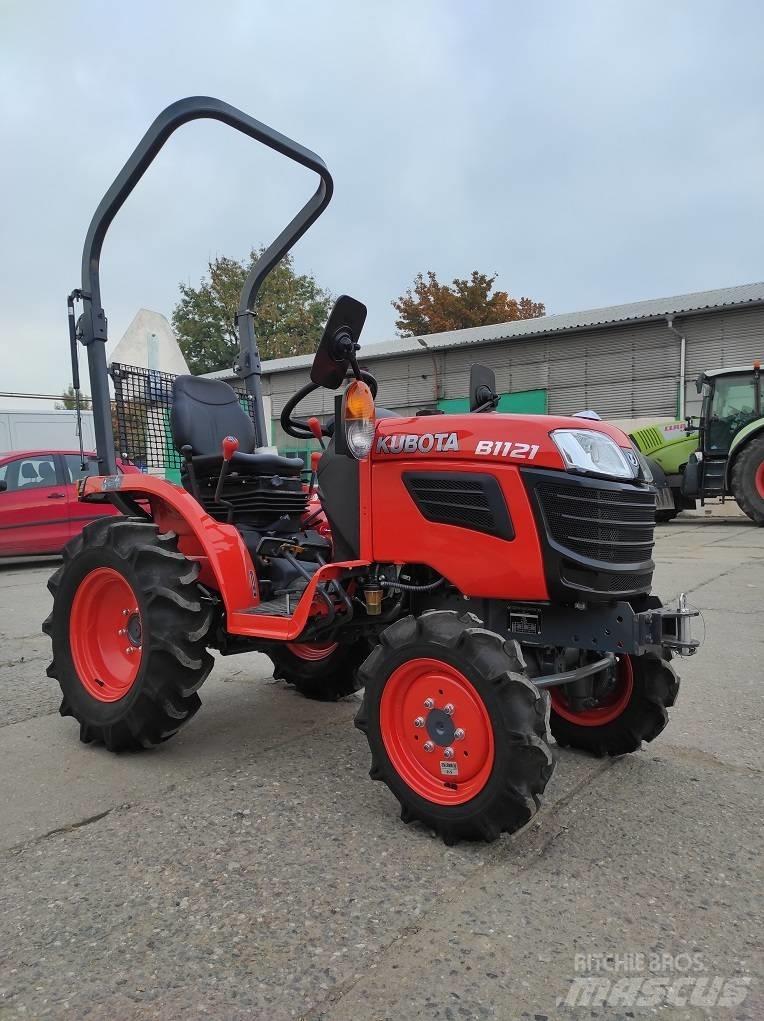 Kubota B1121 Kompaktné traktory