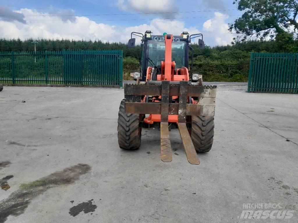 Kubota R 085 Kolesové nakladače