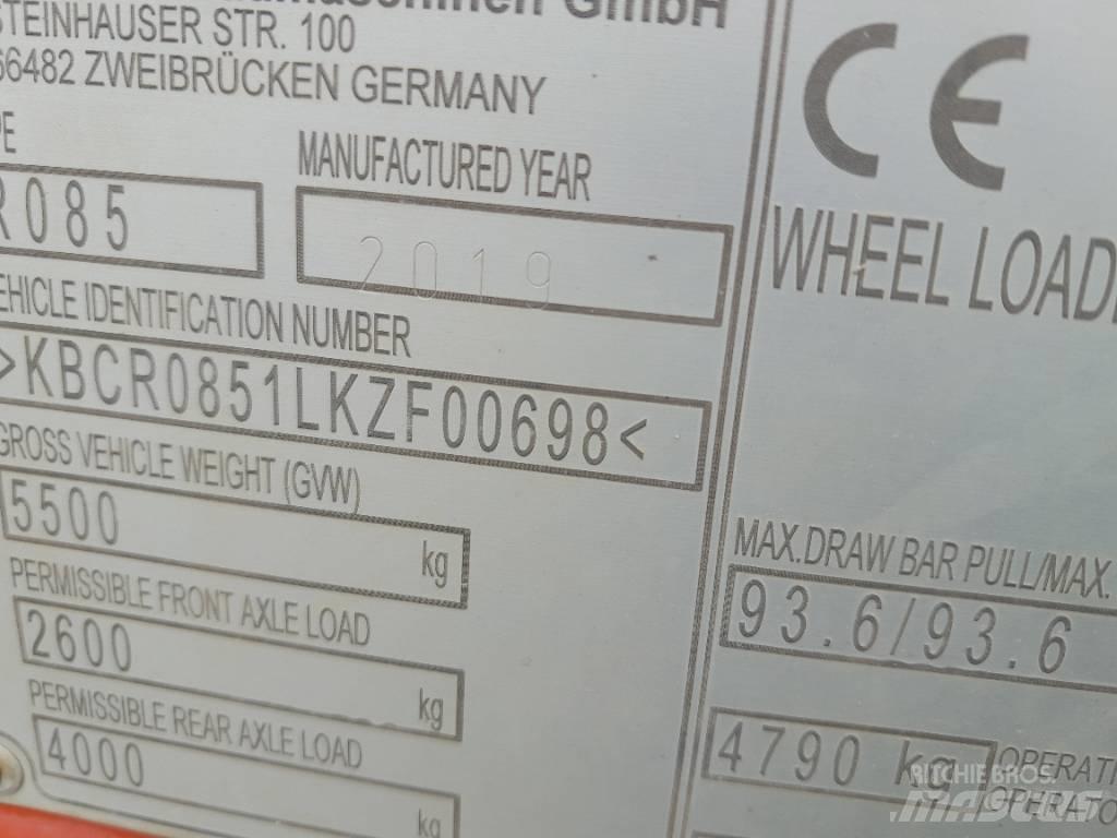 Kubota R 085 Kolesové nakladače