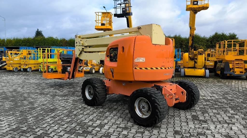 JLG 450 AJ Kĺbové plošiny