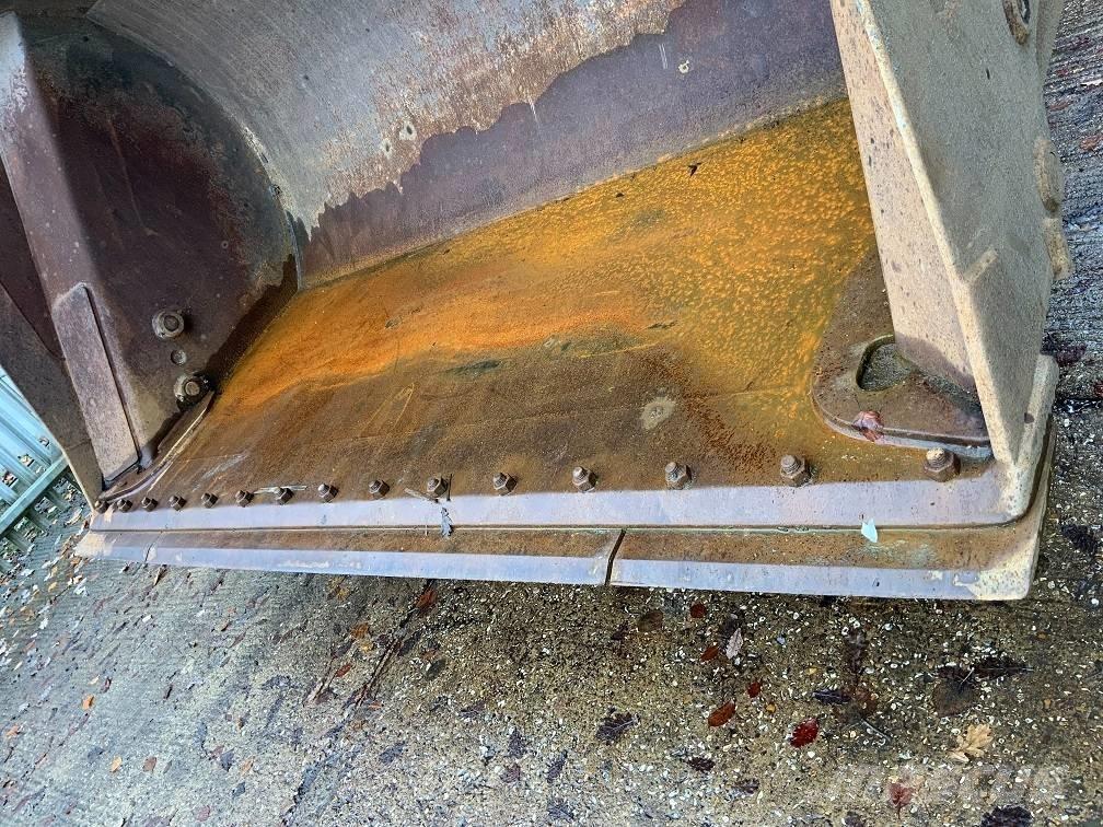 JCB 457 HT Kolesové nakladače