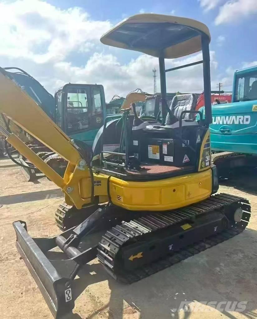 Komatsu PC 30 Mini rýpadlá < 7t