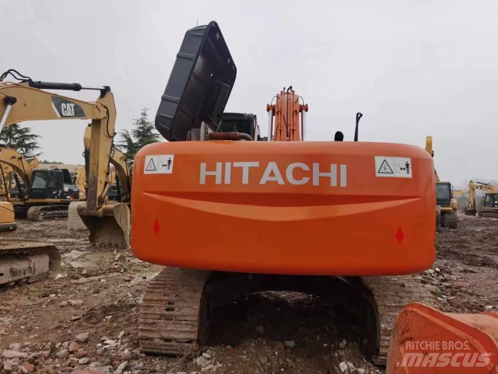 Hitachi ZX 250 Pásové rýpadlá
