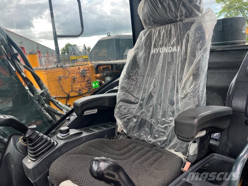 Hyundai HX 140 AL Pásové rýpadlá