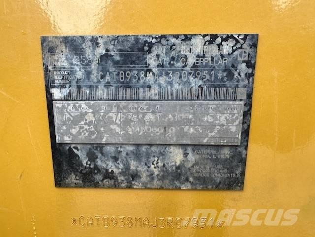 CAT 938M Kolesové nakladače