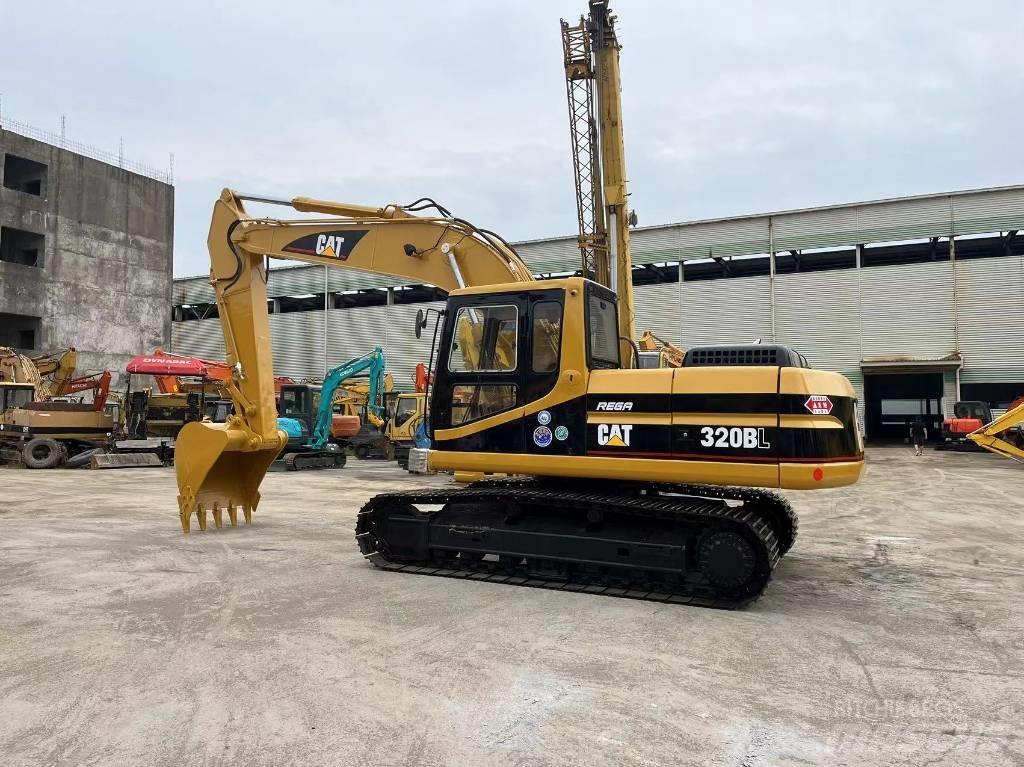 CAT 320 B L Pásové rýpadlá