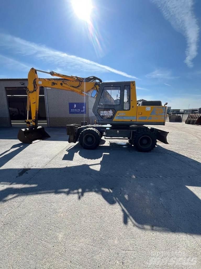 JCB JS130W Kolesové rýpadlá