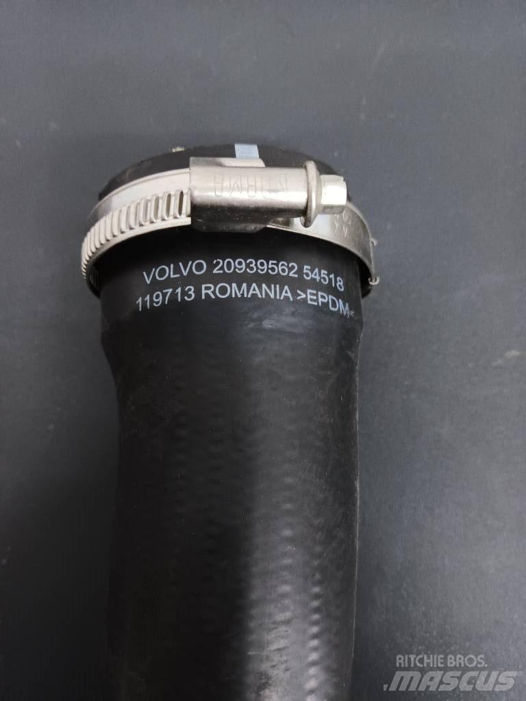 Volvo PIPE 20939562 Motory