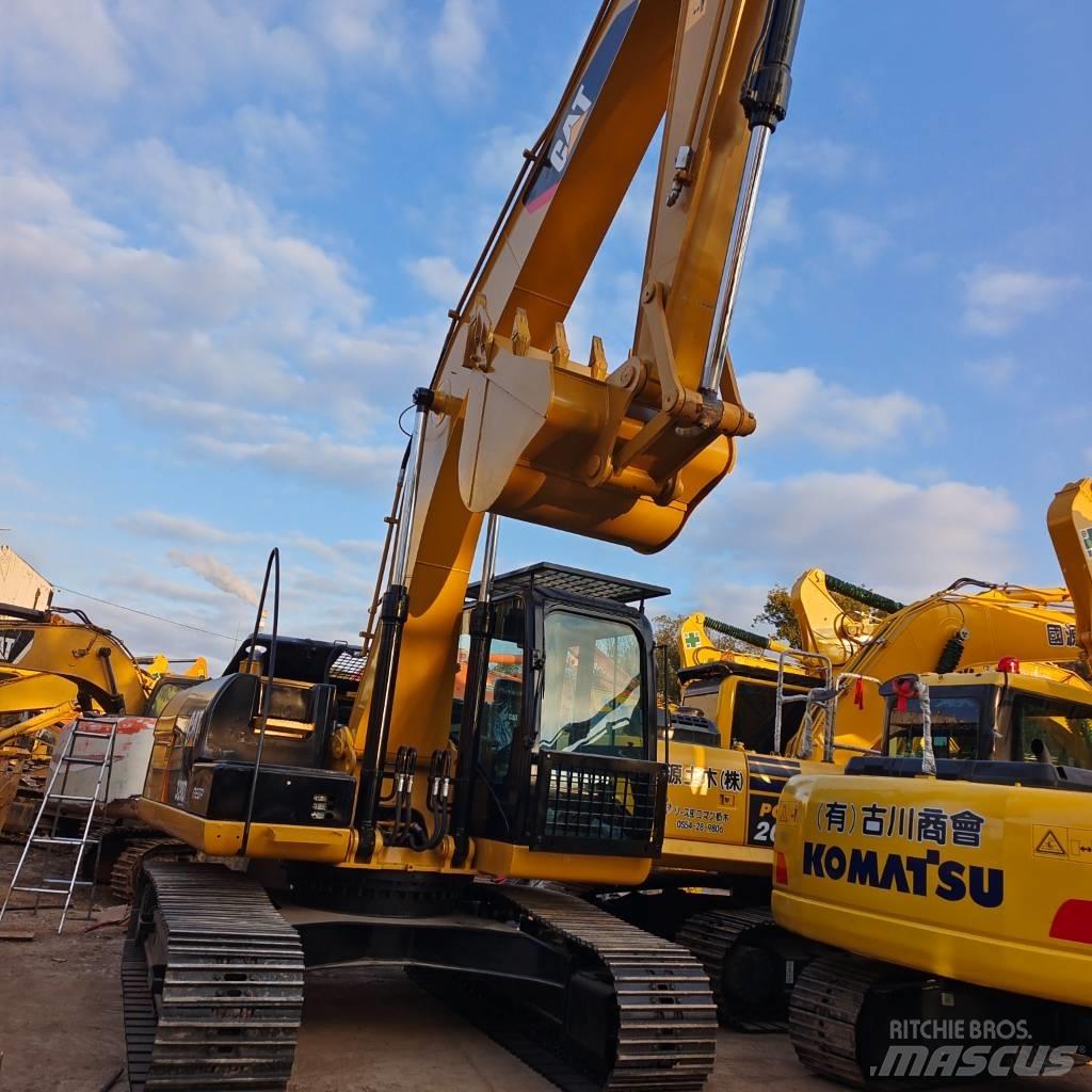 CAT 320 D Pásové rýpadlá