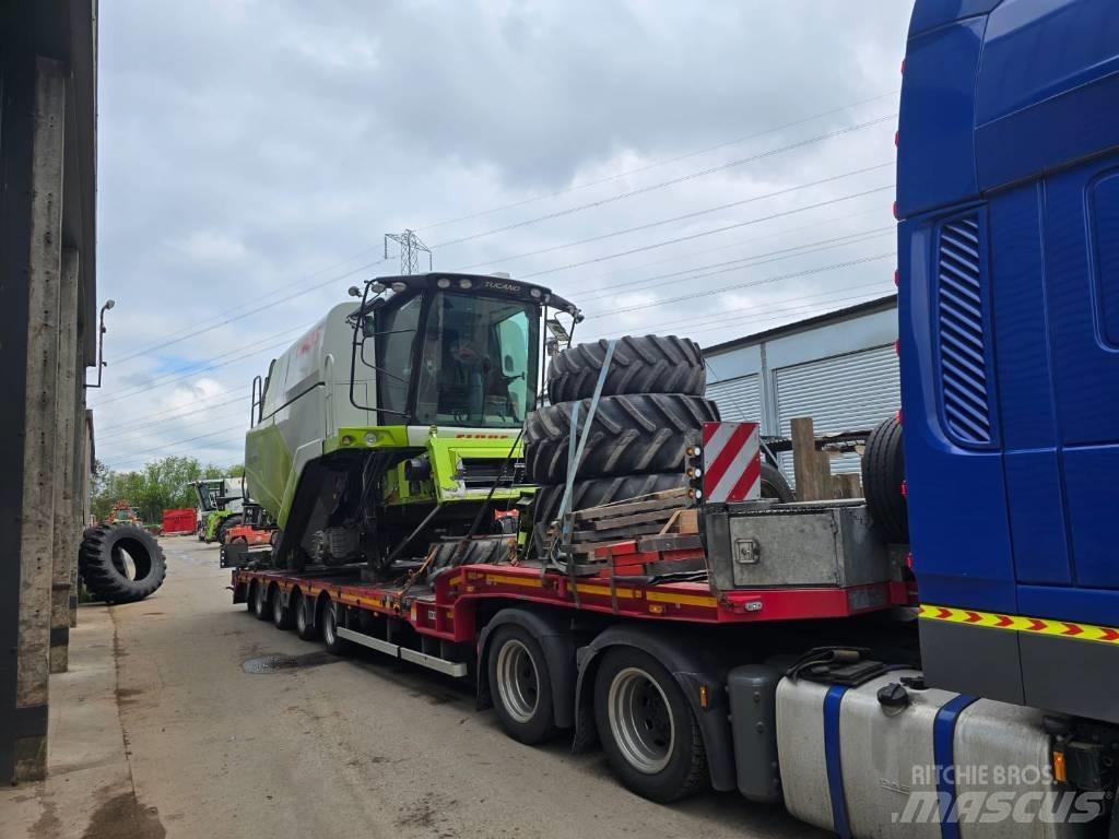CLAAS Tucano 440 Kombinované zberacie stroje