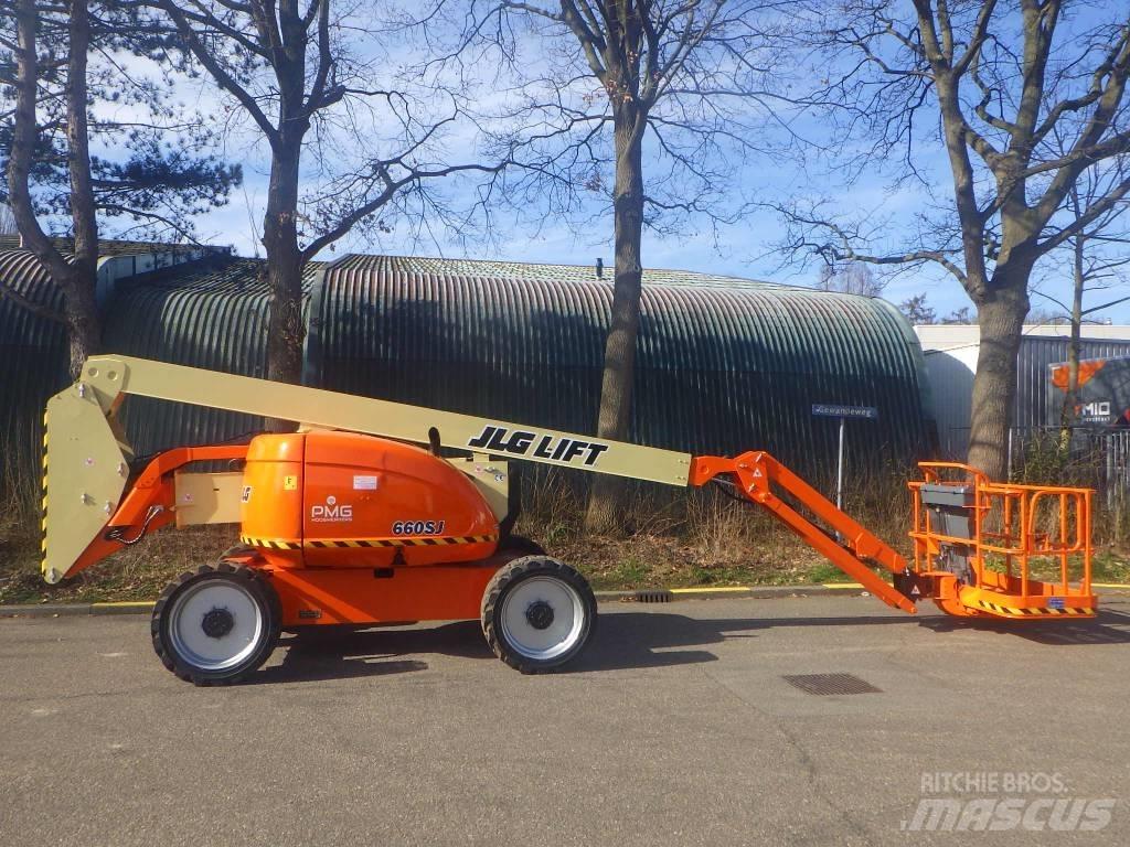 JLG 600AJ Kĺbové plošiny