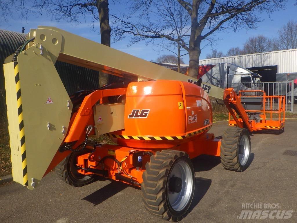 JLG 600AJ Kĺbové plošiny